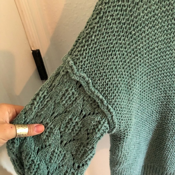 Sweater - Picture 4 of 8